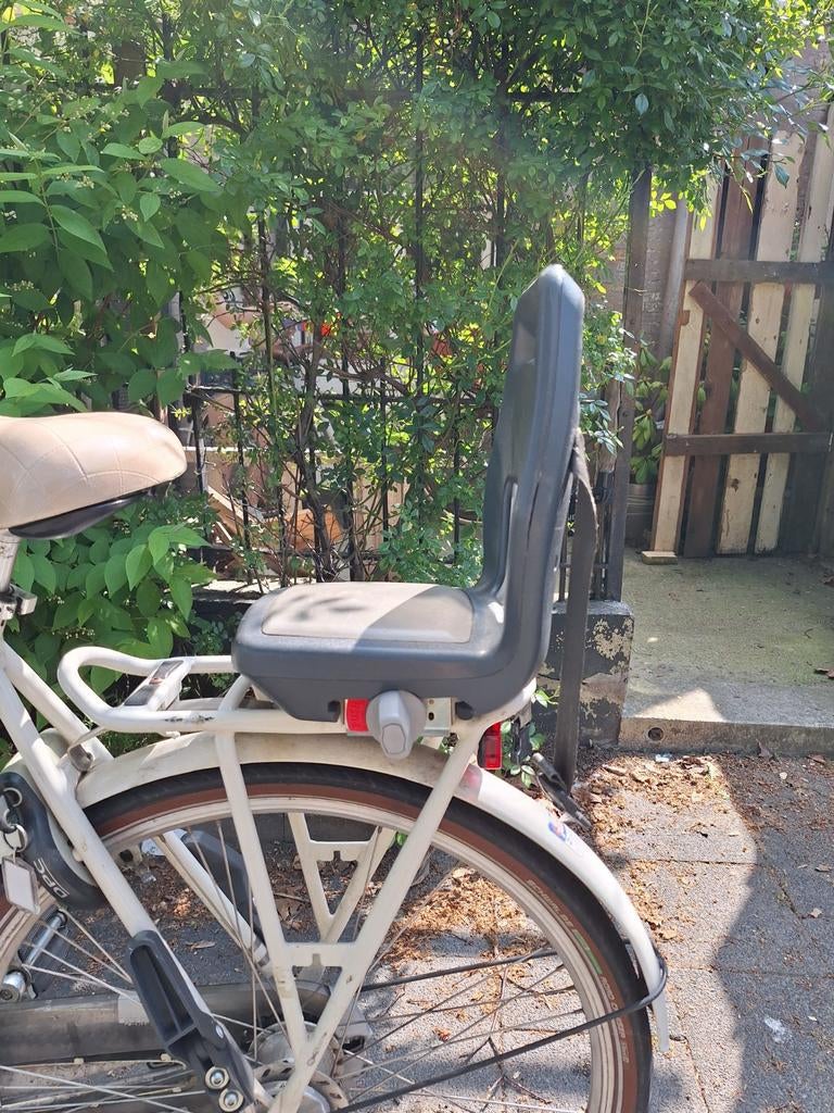 Qibbel achterzitje 6+, Fietsen en Brommers, Fietsaccessoires | Fietsstoeltjes, Ophalen, Achterzitje, Zo goed als nieuw, 9 t/m 36 kg