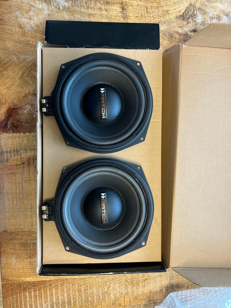 MATCH MW 8BMW-D Underseat Subwoofer voor BMW, Ophalen, Zo goed als nieuw