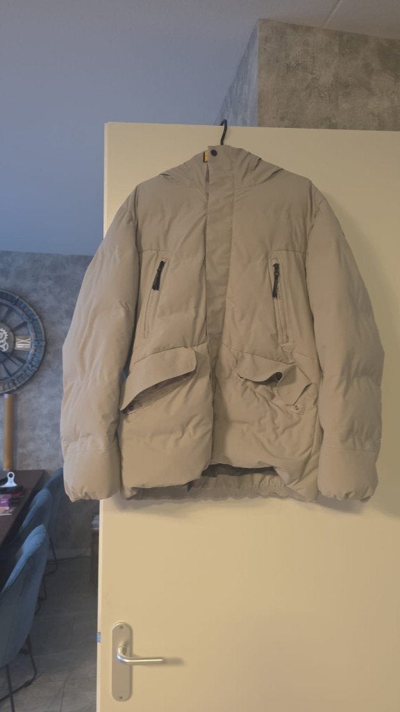 parajumper jas, Ophalen of Verzenden, Zo goed als nieuw, Maat 42/44 (L), Beige