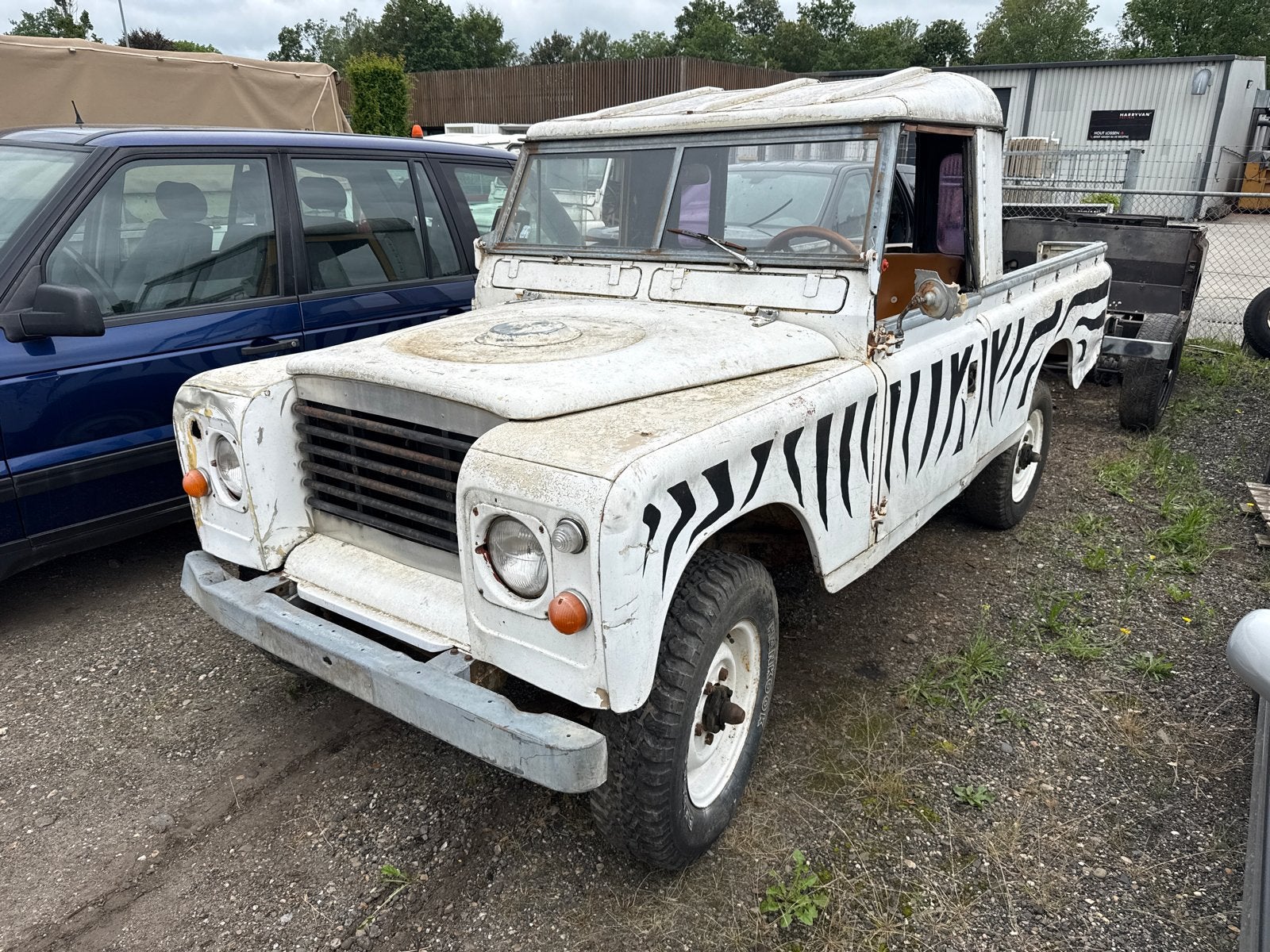 Land Rover 109 2a en 88 onderdelen (chassis, plaatwerk, asse, Auto-onderdelen, Ophalen, Gebruikt, Land Rover