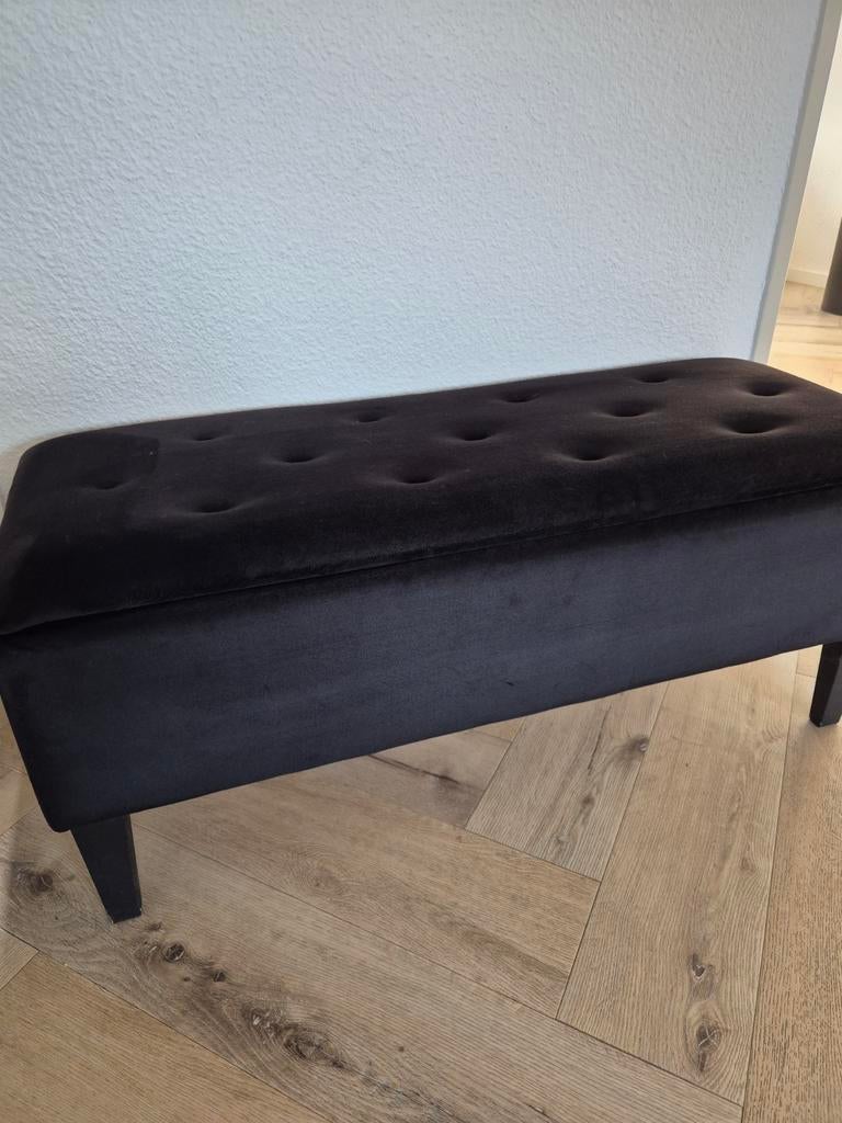 Zwarte fluwelen opbergbank/poef met knopen, Ophalen, Minder dan 50 cm, Modern, Klassiek, Glamour, 75 tot 100 cm