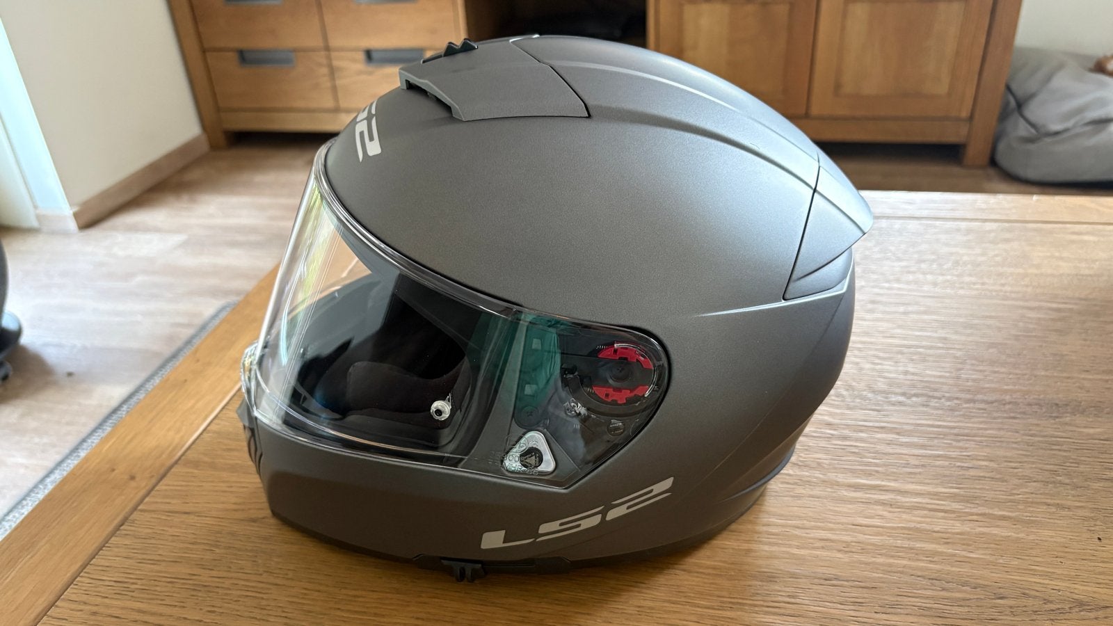 LS2 Breaker Integraalhelm - Zo goed als nieuw, Sport en Fitness, Karting, Ophalen of Verzenden, Zo goed als nieuw