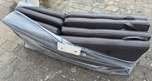 4 grote grijze tuinkussens met hoes, nieuwstaat, Ophalen, Zo goed als nieuw