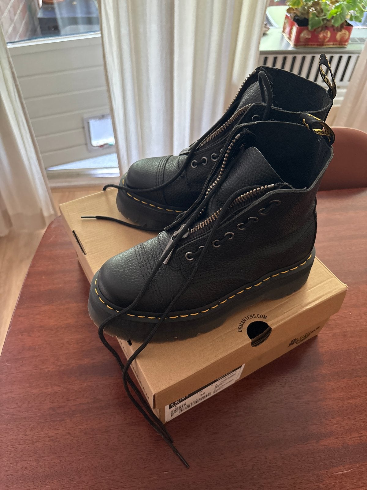 Nieuwe Dr. Martens Sinclair - Maat 38, Kleding | Dames, Ophalen of Verzenden, Nieuw, Zwart, Lage of Enkellaarzen