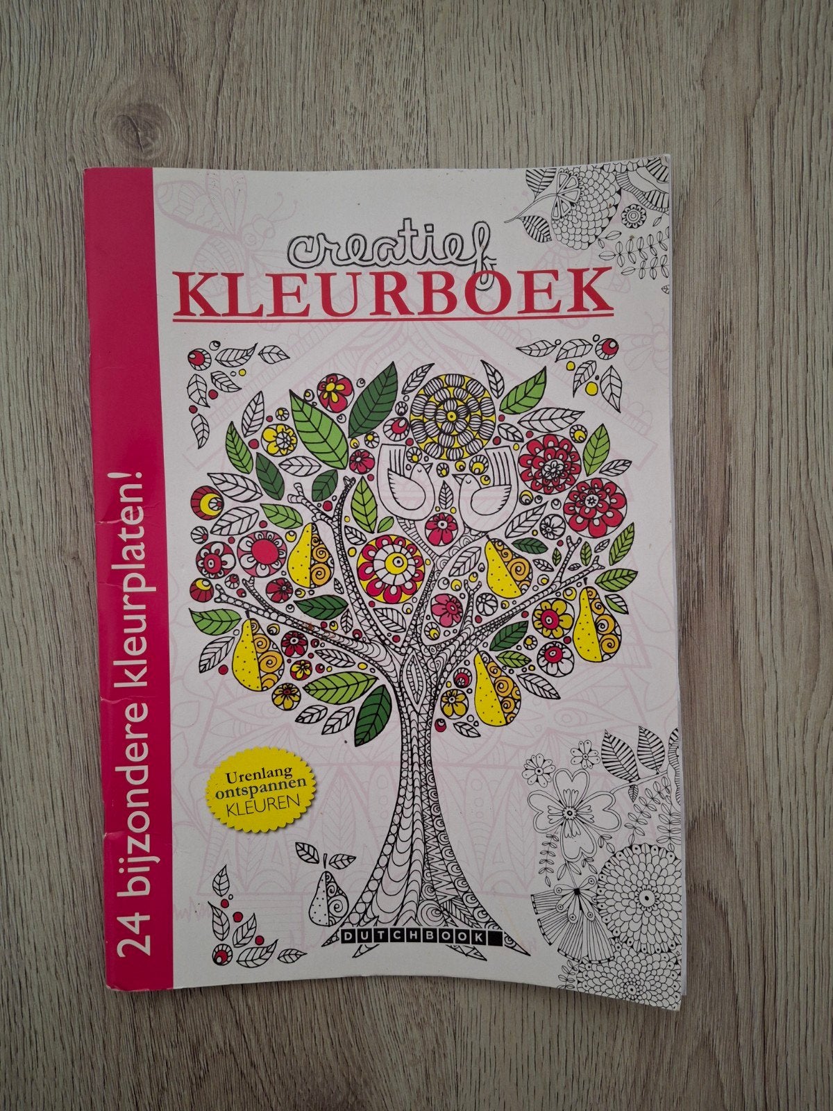 Creatief kleurboek urenlang ontspannen kleuren, Ophalen of Verzenden, Zo goed als nieuw, Overige onderwerpen