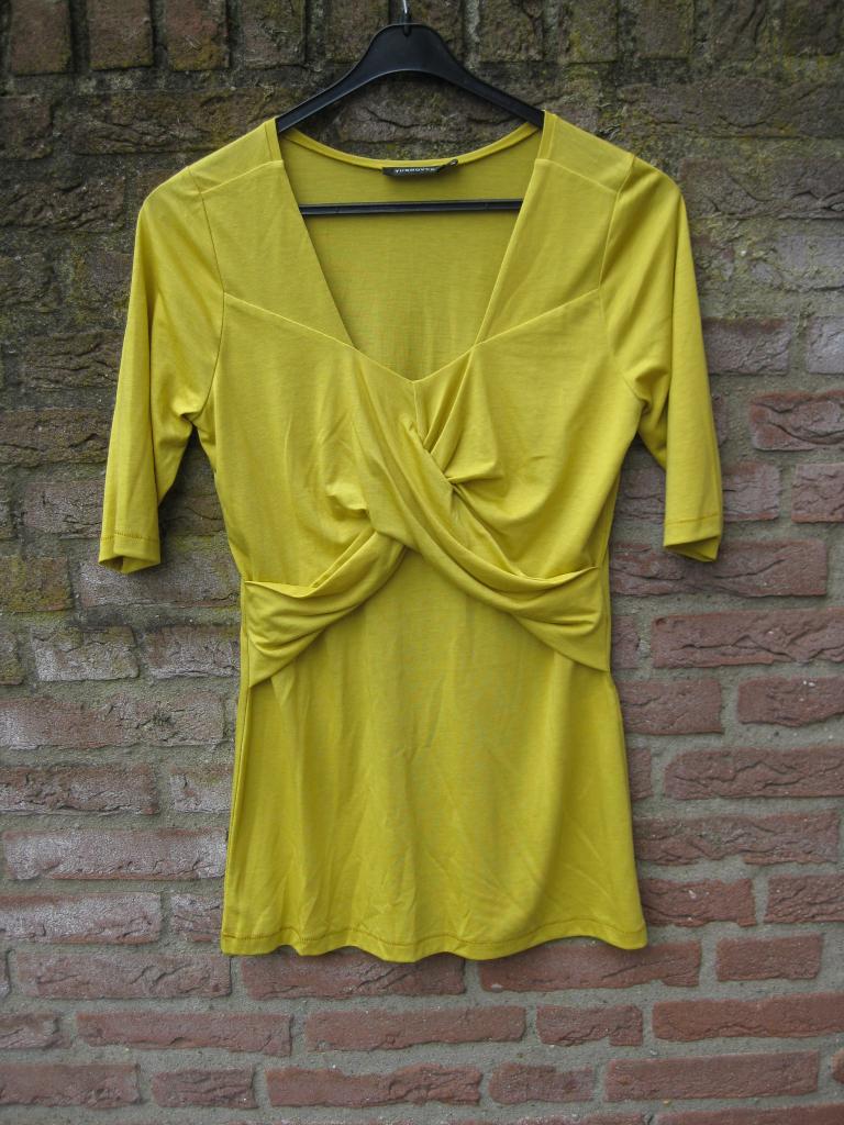 Top Turnover maat S, Ophalen, Nieuw, Turnover, Korte mouw