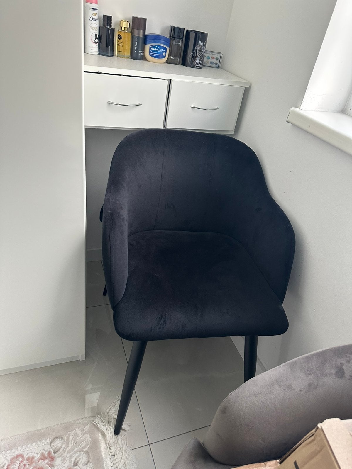 6x zwarte fluwelen stoelen zeer goede staat AMSTERDAM noord, Ophalen, Zo goed als nieuw, Overige kleuren, Twee