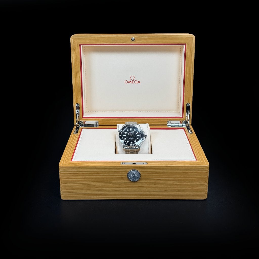 Omega Seamaster Diver 300M | Zwarte wijzerplaat | 06-2026, Ophalen, Staal, Staal, Polshorloge