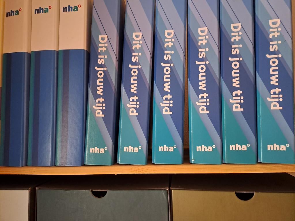 NHA Opleiding Makelaar 6 modules, Boeken, Studieboeken en Cursussen, Ophalen, Zo goed als nieuw, Overige niveaus, NHA