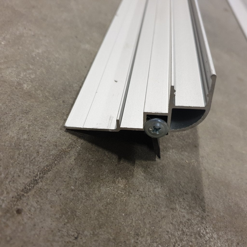 12x aluminium afdichtprofiel met rubber 262 cm lang, Ophalen, Gebruikt