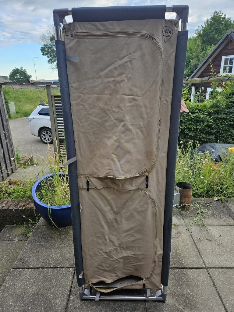 Defa kampeerkast schuin, Ophalen, Gebruikt, Campingkast