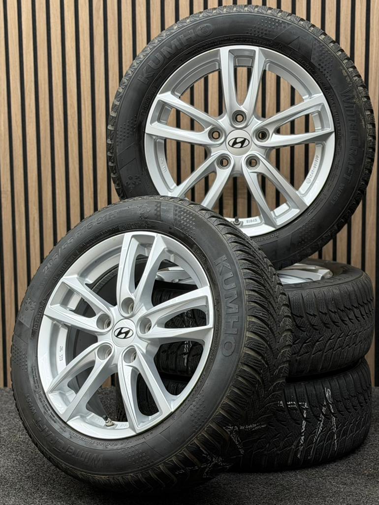 16 inch Hyundai i30 ix20 Ioniq 5x114.3 ET50 Kumho 205/55/16, Ophalen, 16 inch, ., Banden en Velgen