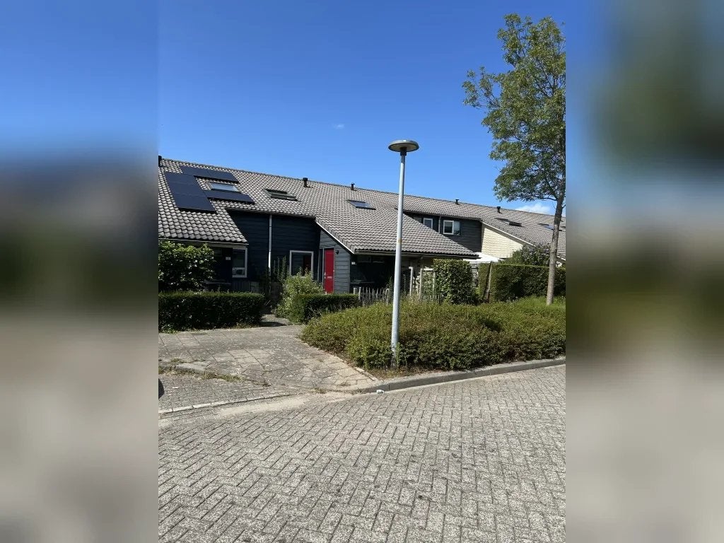 NIEUW! Woonruimte te huur Aagje Dekenstraat, Almere