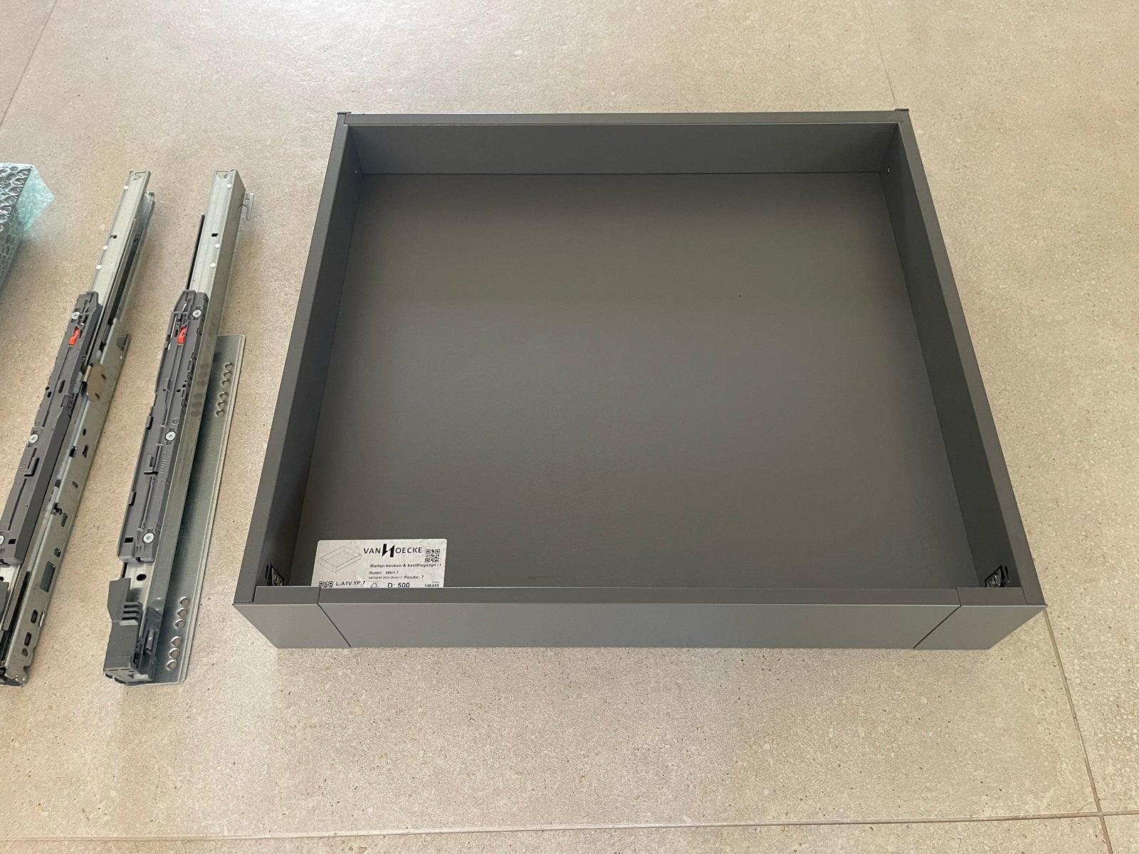 Nieuwe Fenix Keukenlade Legragrijs 56.4x50 cm met rails, Overige typen, Nieuw, Ophalen of Verzenden, Grijs
