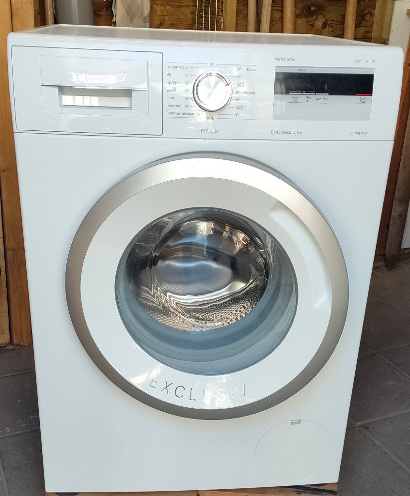 Bosch wasmachine model WLM68 serie 4, Witgoed en Apparatuur, Wasmachines, Ophalen, 1200 tot 1600 toeren, 4 tot 6 kg, Zo goed als nieuw
