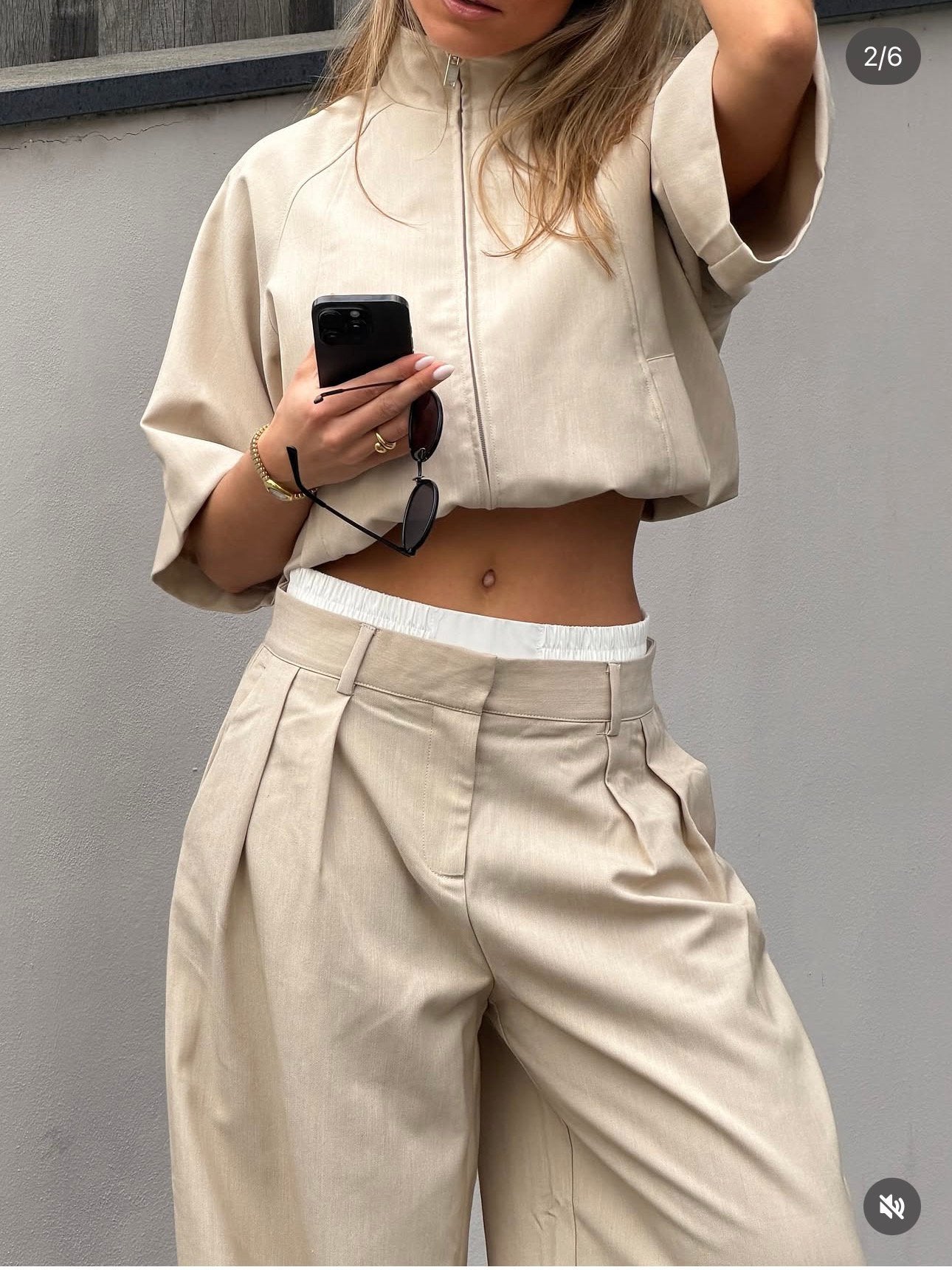 Shoeby viral sporty broek L, Kleding | Dames, Broeken en Pantalons, Beige, Maat 42/44 (L), Ophalen of Verzenden, Zo goed als nieuw