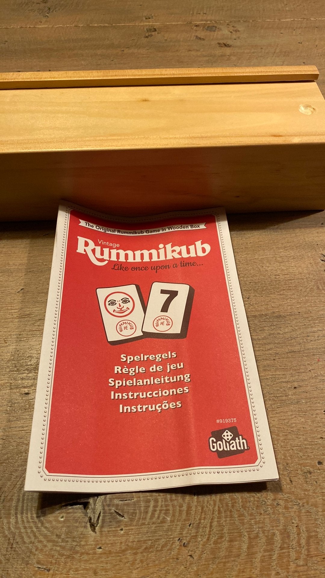 Rummikub (origineel) in houten kistje, Hobby en Vrije tijd, Drie of vier spelers, Ophalen of Verzenden, Nieuw