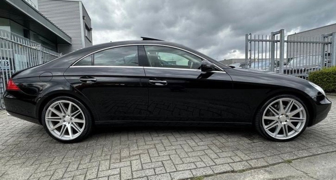 Mercedes-Benz CLS 3.5 Cls350 CGI AUT 2009 Zwart, Auto's, Automaat, Beige, 4 stoelen, Zwart
