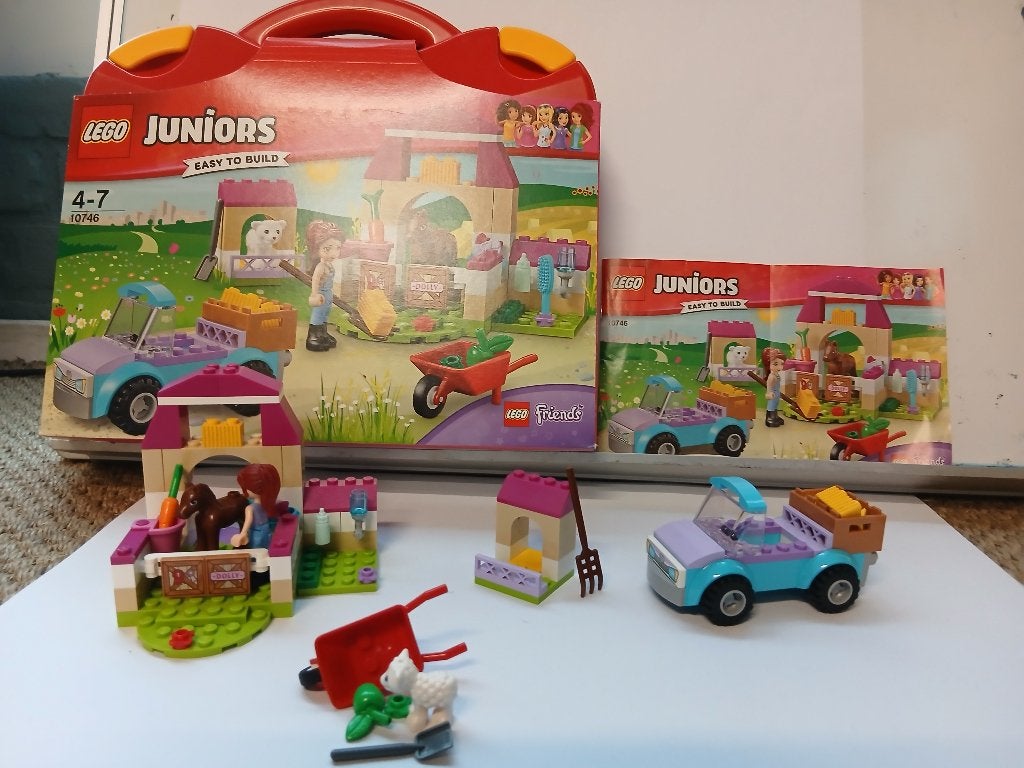 Lego Junior 10746 Mia's Boerderijkoffer, Gebruikt, Lego, Friends, Ophalen of Verzenden