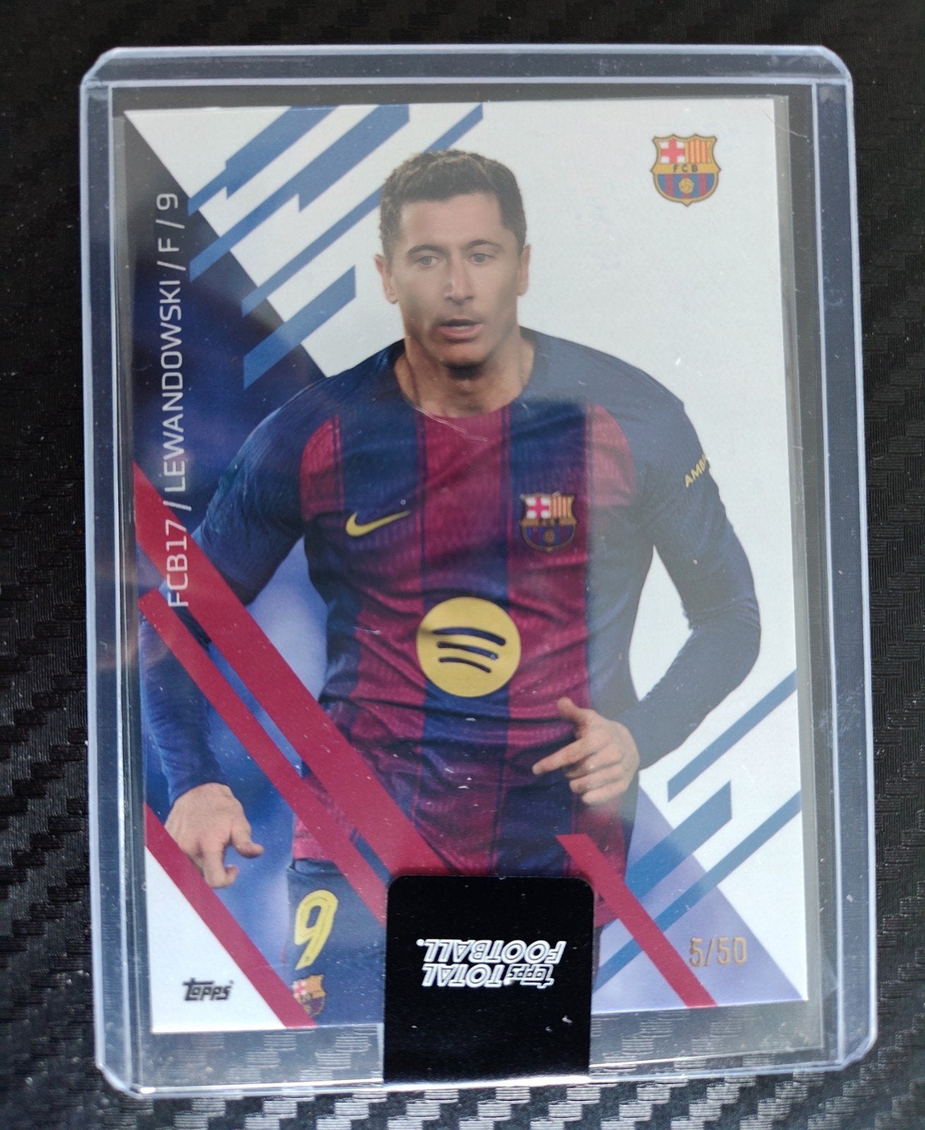 Topps Barcelona Robert Lewandowski 5/50 Voetbalkaart, Verzamelen, Sportartikelen en Voetbal, Verzenden, Zo goed als nieuw, Buitenlandse clubs