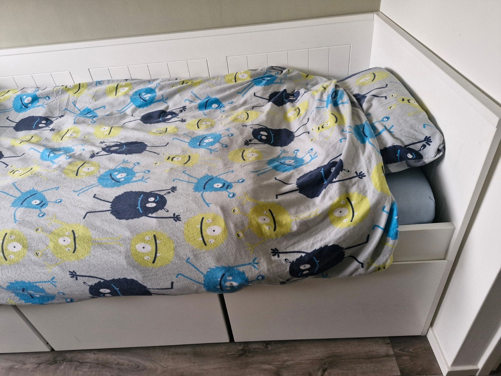 kinderbed (kajuit), Kinderen en Baby's, Ophalen, 85 tot 100 cm, Zo goed als nieuw, Lattenbodem