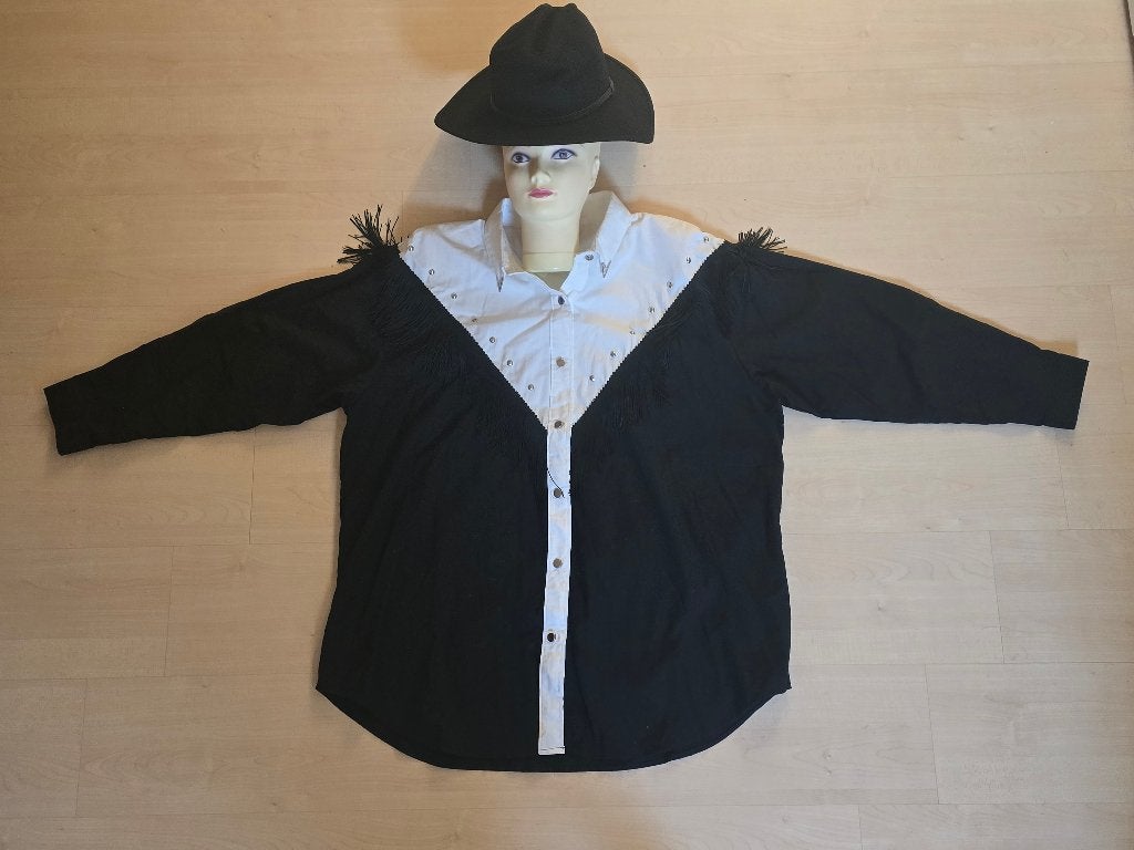 Cowboy outfit: blouse met franjes en hoed uit Nashville USA, Maat 42/44 (L), Ophalen of Verzenden, Kleding, Overige thema's