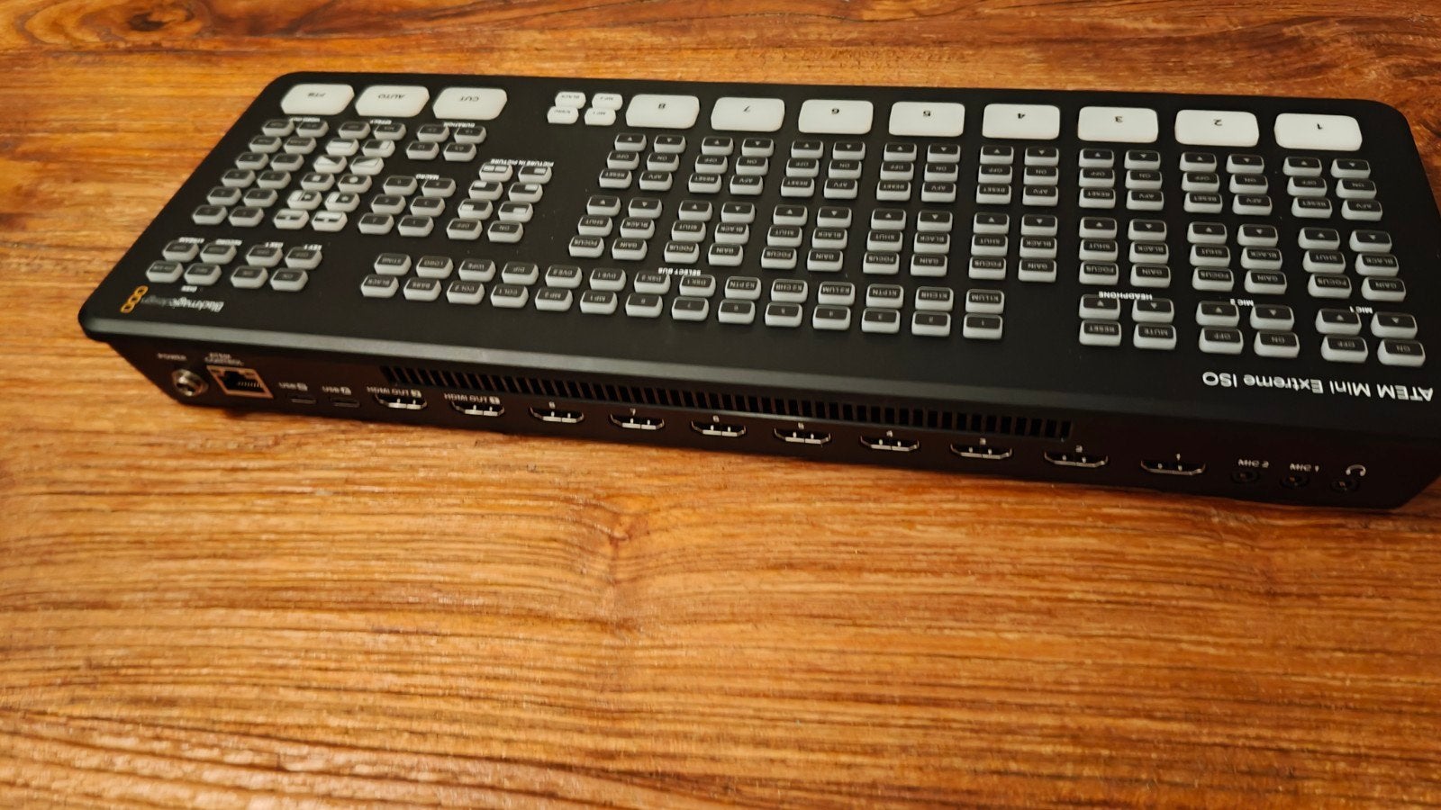 Blackmagic ATEM Mini Extreme ISO - Video Switcher, Audio, Tv en Foto, Professionele Audio-, Tv- en Video-apparatuur, Ophalen, Zo goed als nieuw