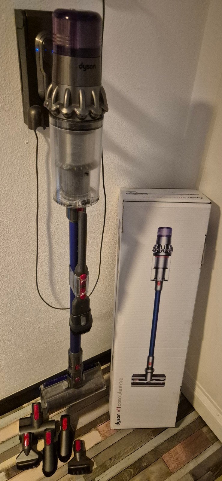 Dyson V11 Absolute Extra steelstofzuiger, Gebruikt, Draadloos, Ophalen of Verzenden, Dyson