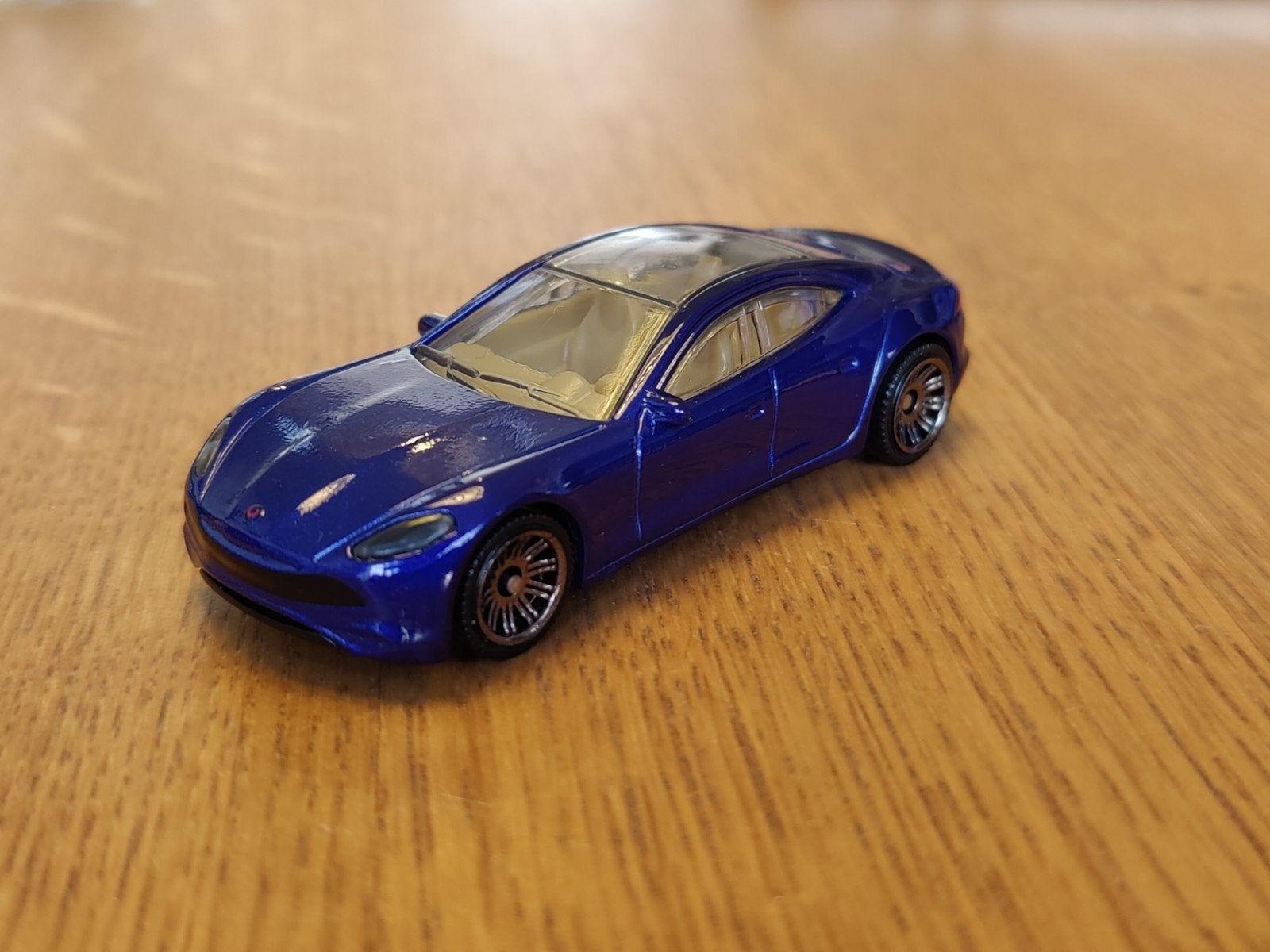 Matchbox Fisker Karma GS 6 BLAUW, Ophalen of Verzenden, Zo goed als nieuw, Auto