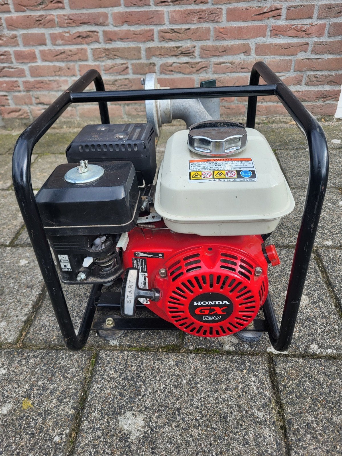 Honda waterpomp met 80m slang en aanzuigslang, Ophalen, Zo goed als nieuw, Beregeningspomp