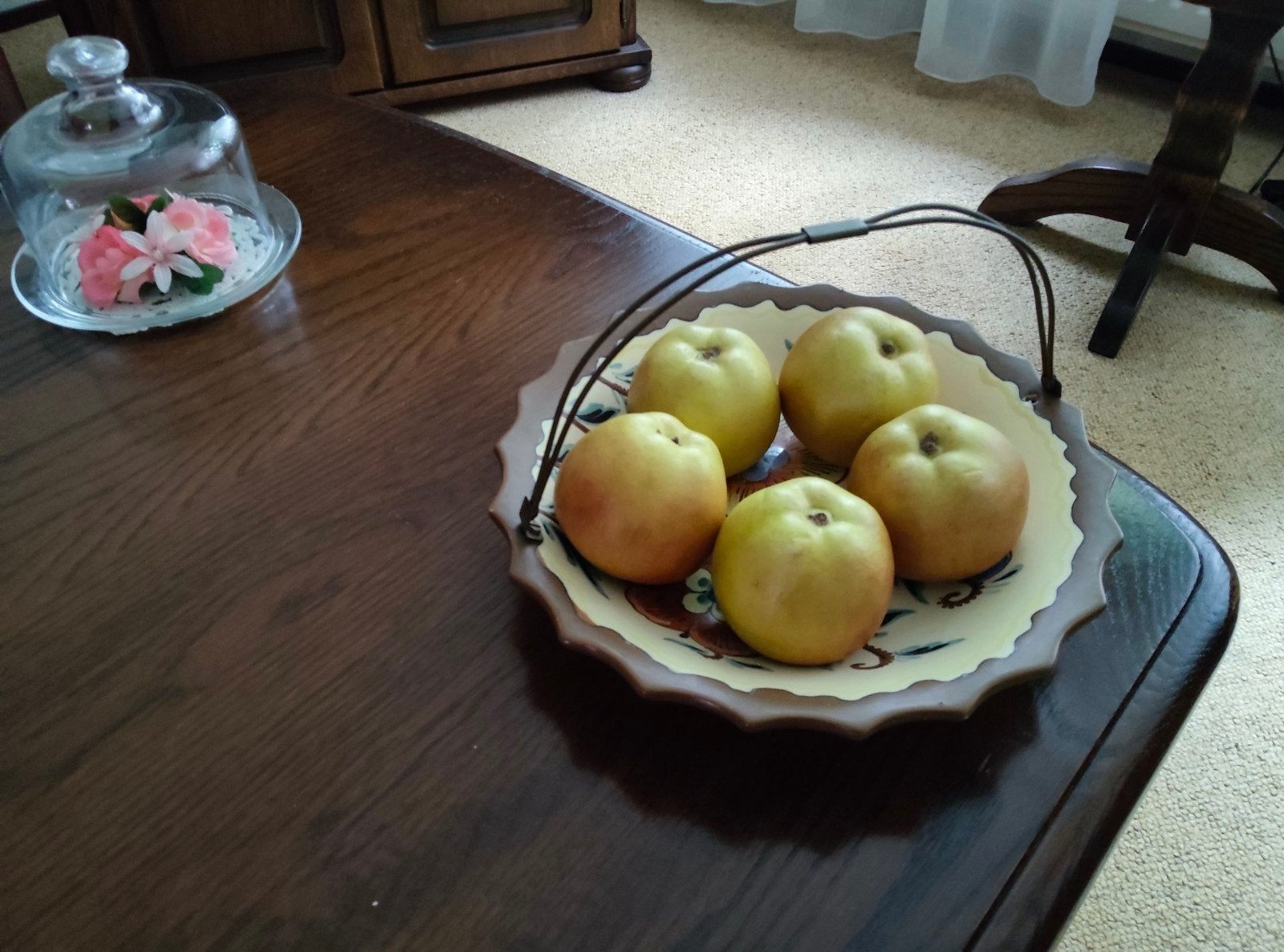 Prachtige fruitschaal
Eventueel met kunst appels, Ophalen of Verzenden