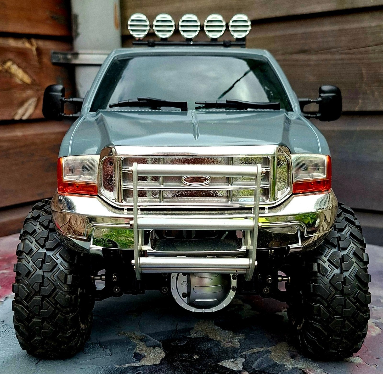 TAMIYA HIGH LIFT FORD F350 TE KOOP OF TE RUIL., Elektro, Auto offroad, Ophalen of Verzenden, Zo goed als nieuw