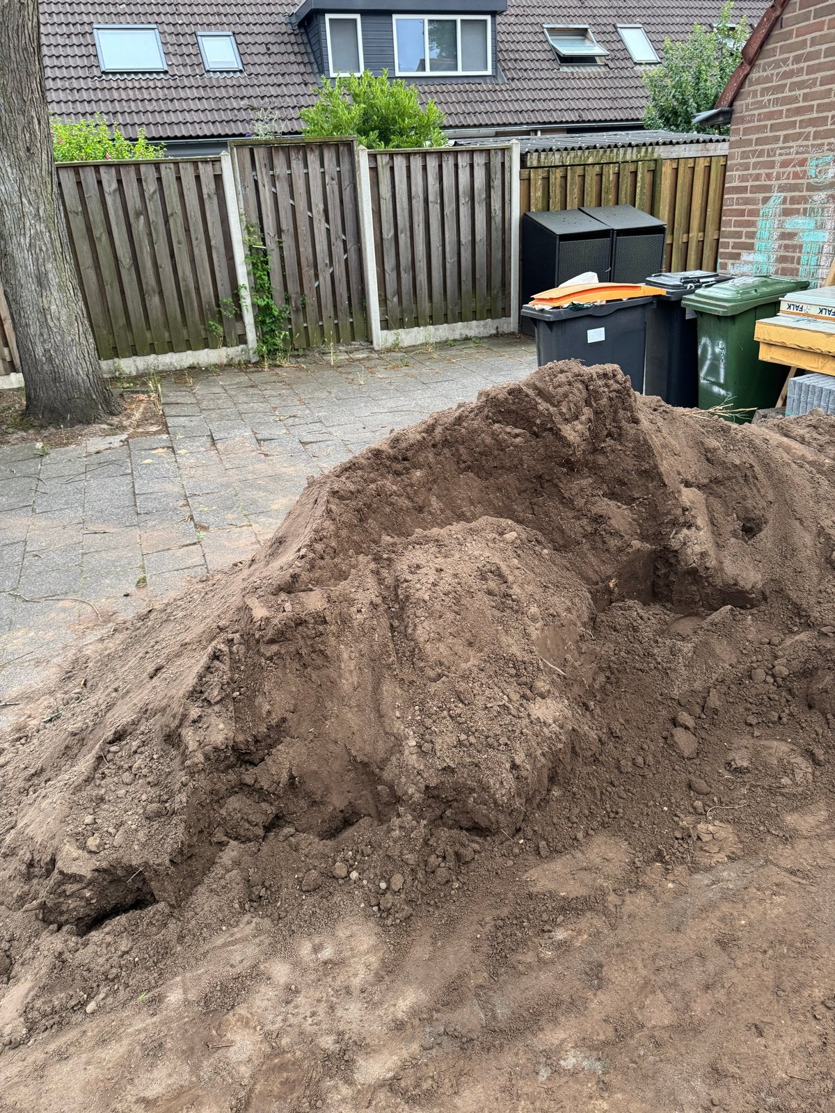 Gratis af te halen zwart zand, Tuin en Terras, Zand, Ophalen of Verzenden, Gebruikt, Overige typen