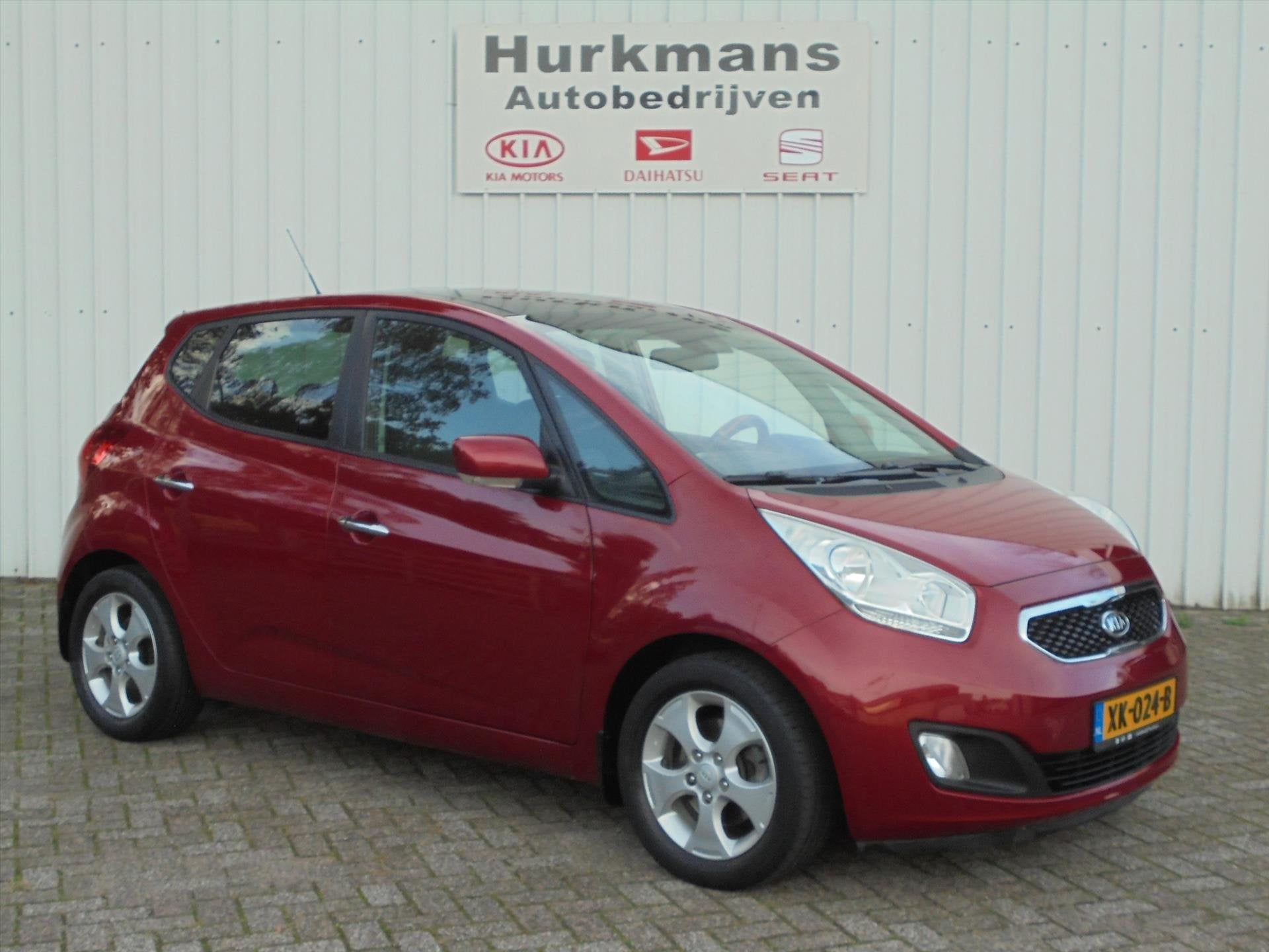 Kia Venga 1.6i AUTOMAAT HOGE INSTAP 60.741 KM ! TREKHAAK, Auto's, Automaat, 4 cilinders, Automatische klimaatregeling, Bedrijf