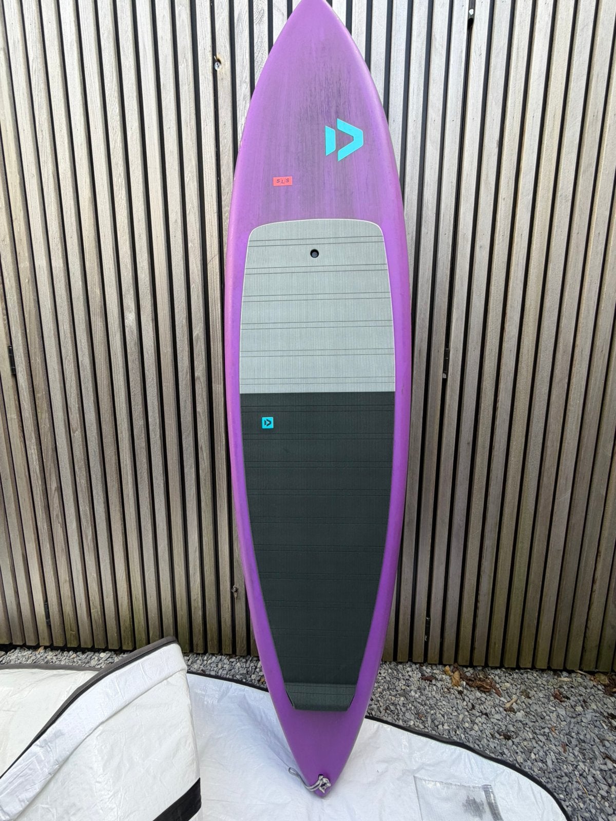 Foto 2 van Duotone sls downwind wing parawing 7’2
