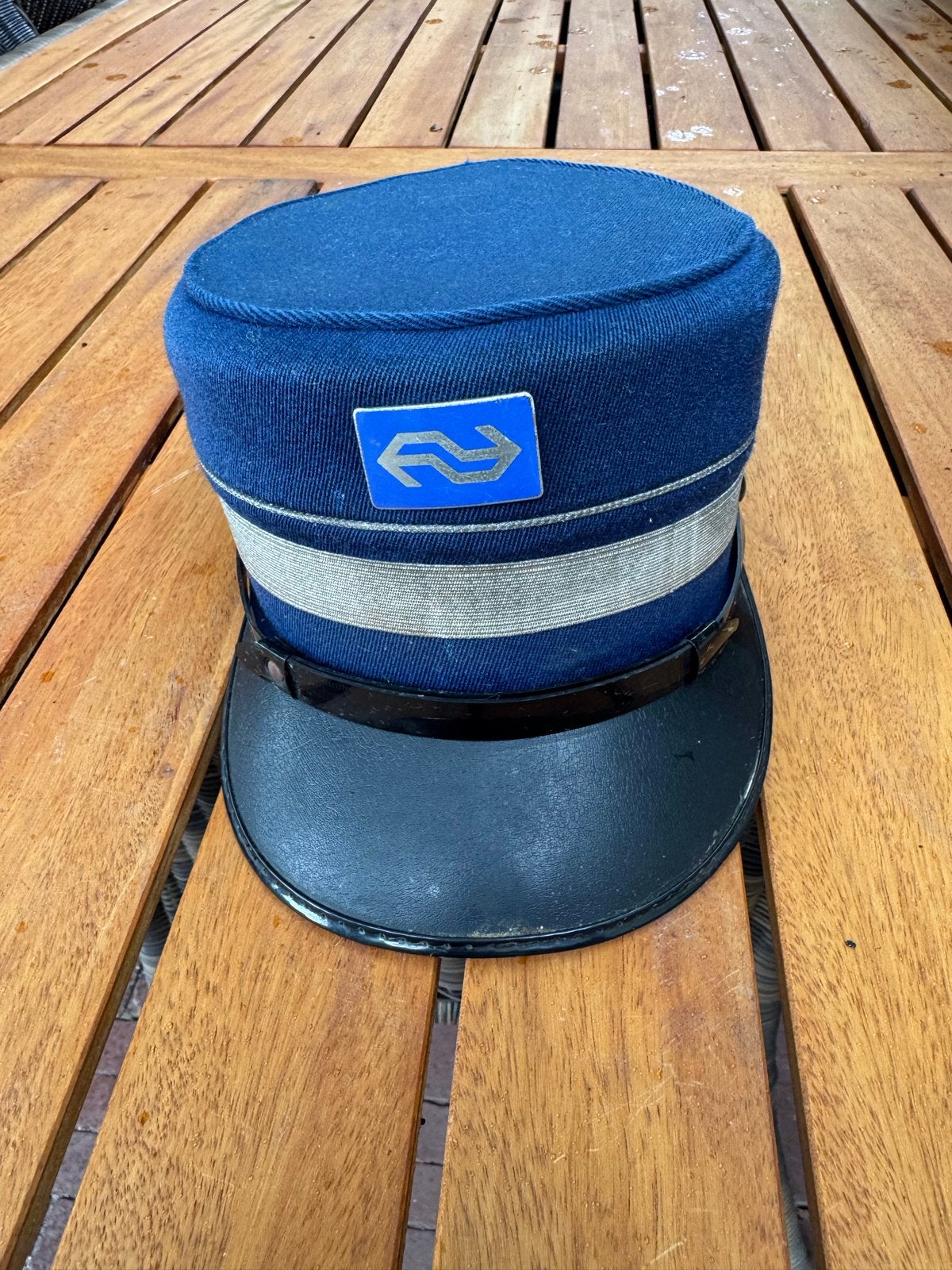 Vintage NS Conducteursmuts - Origineel, Verzamelen, Ophalen, Gebruikt, Trein, Overige typen