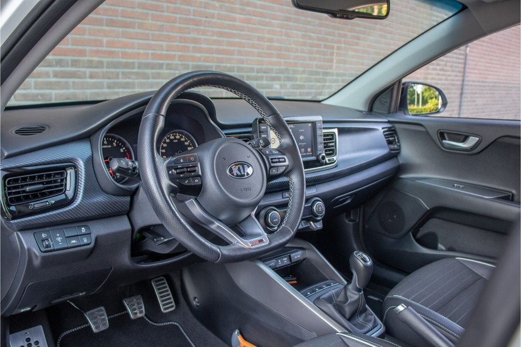 Kia Rio 1.0 T-GDI GT-Line, 1e eigenaar, 50.000km NAP, Stoel, Voorwielaandrijving, Automatische klimaatregeling, Gebruikt, Leder en Stof