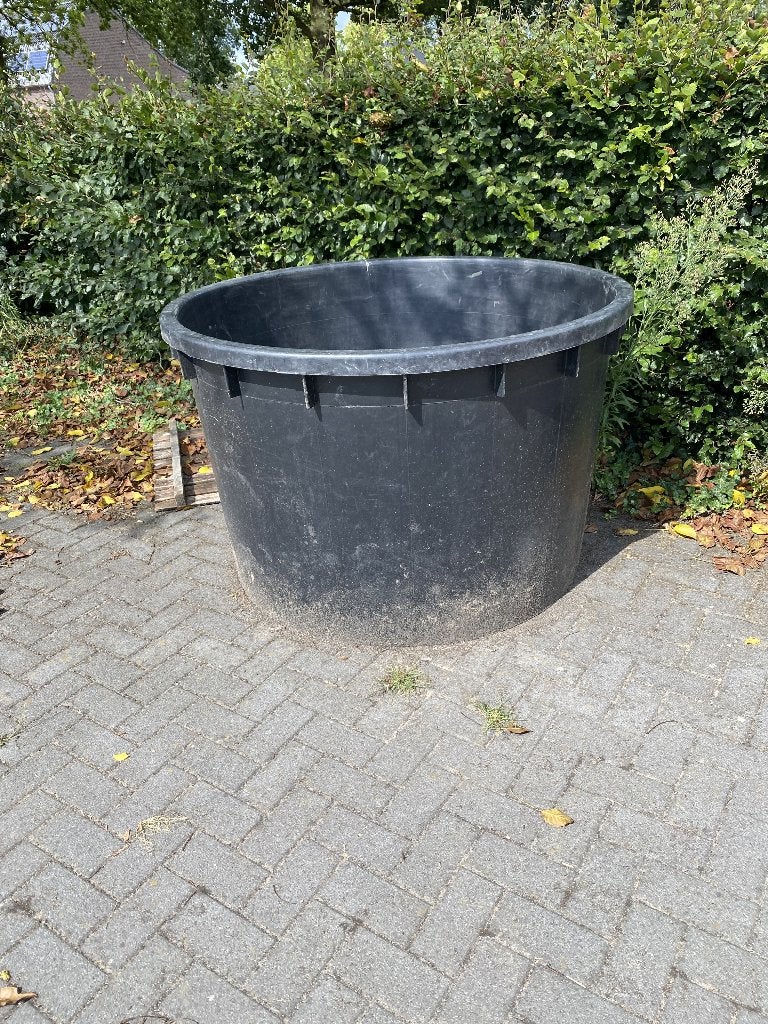 grote waterton 1000 liter, 150 liter of meer, Ophalen, Gebruikt, Kunststof