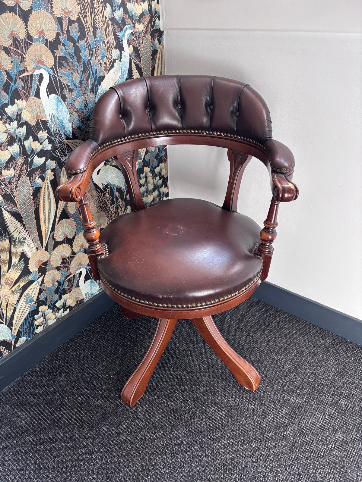 Antieke Captains Chair, Ophalen