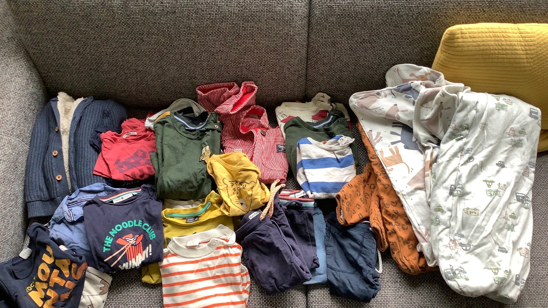 Kinderkledingpakket maat 86, Ophalen, Zo goed als nieuw, Maat 86