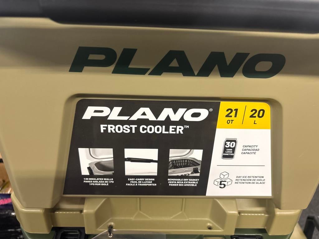 Plano Frost Cooler 21 QT / 20 L, Caravans en Kamperen, Ophalen of Verzenden, Zo goed als nieuw, Koelbox, Koelelement