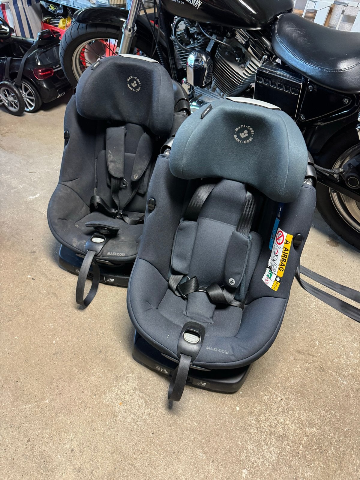 2x Maxi Cosi AxissFix i-Size 360 draaibaar ISOFIX autostoel, Kinderen en Baby's, Autostoeltjes, Gebruikt, 0 t/m 18 kg, Isofix