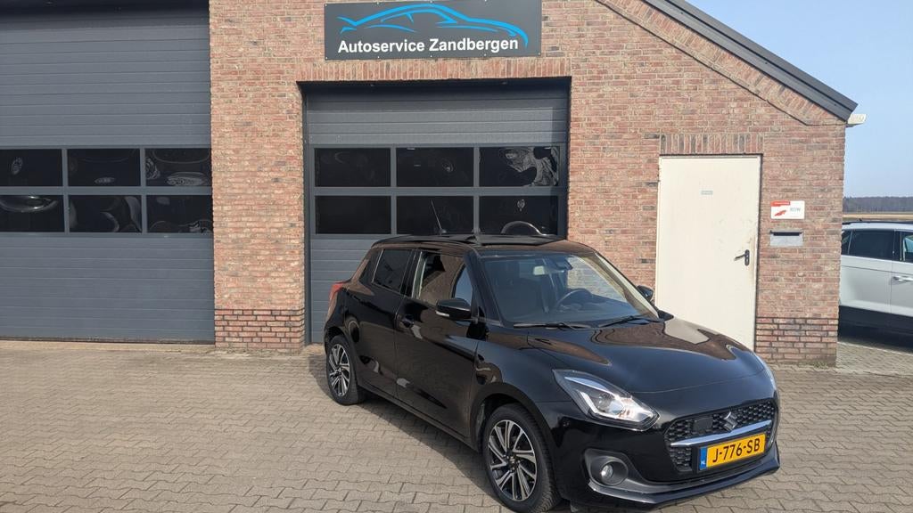 Suzuki Swift 1.2 Dualjet 83pk Luxe uitvoering ! S&S 2020, Voorwielaandrijving, 83 pk, Stof, Zwart