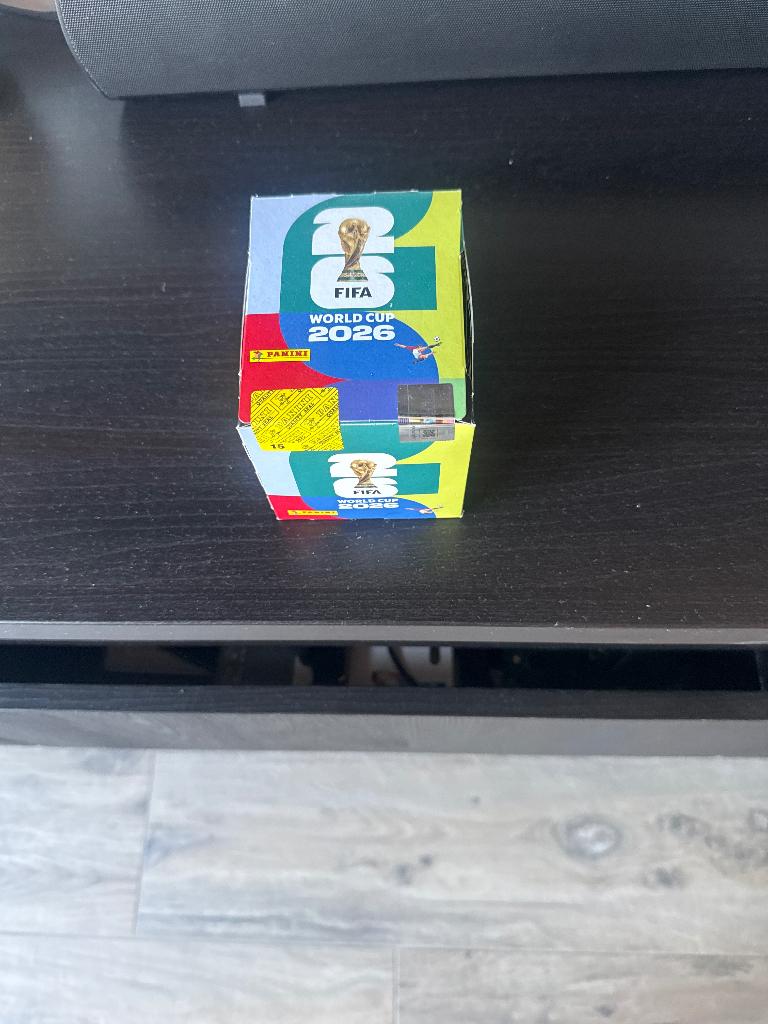 Panini doos verzegelt, Ophalen of Verzenden, Nieuw, Plaatje