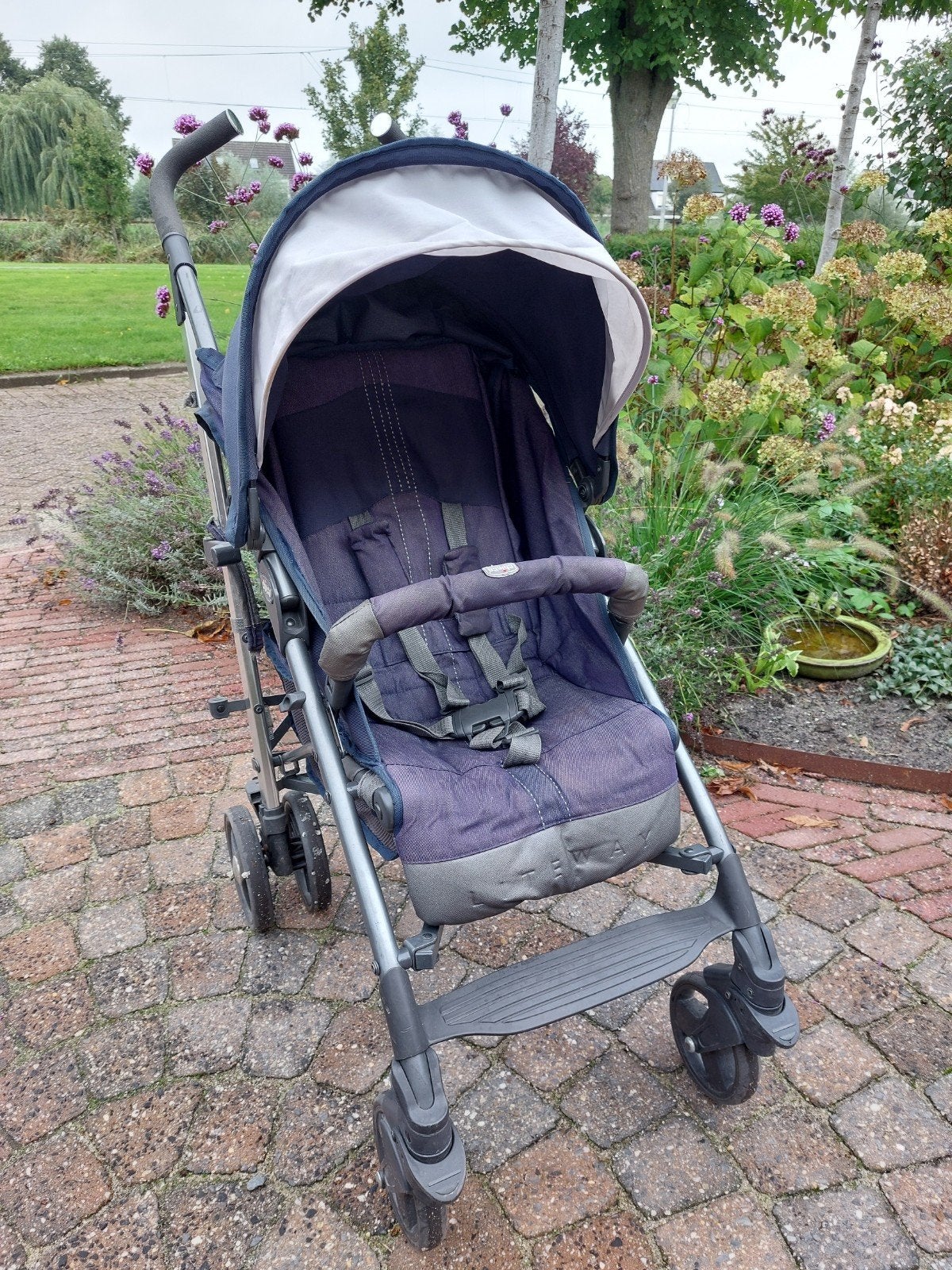 Chicco Lite Way buggy met voetenzak en regenhoes, Ophalen, Gebruikt, Regenhoes