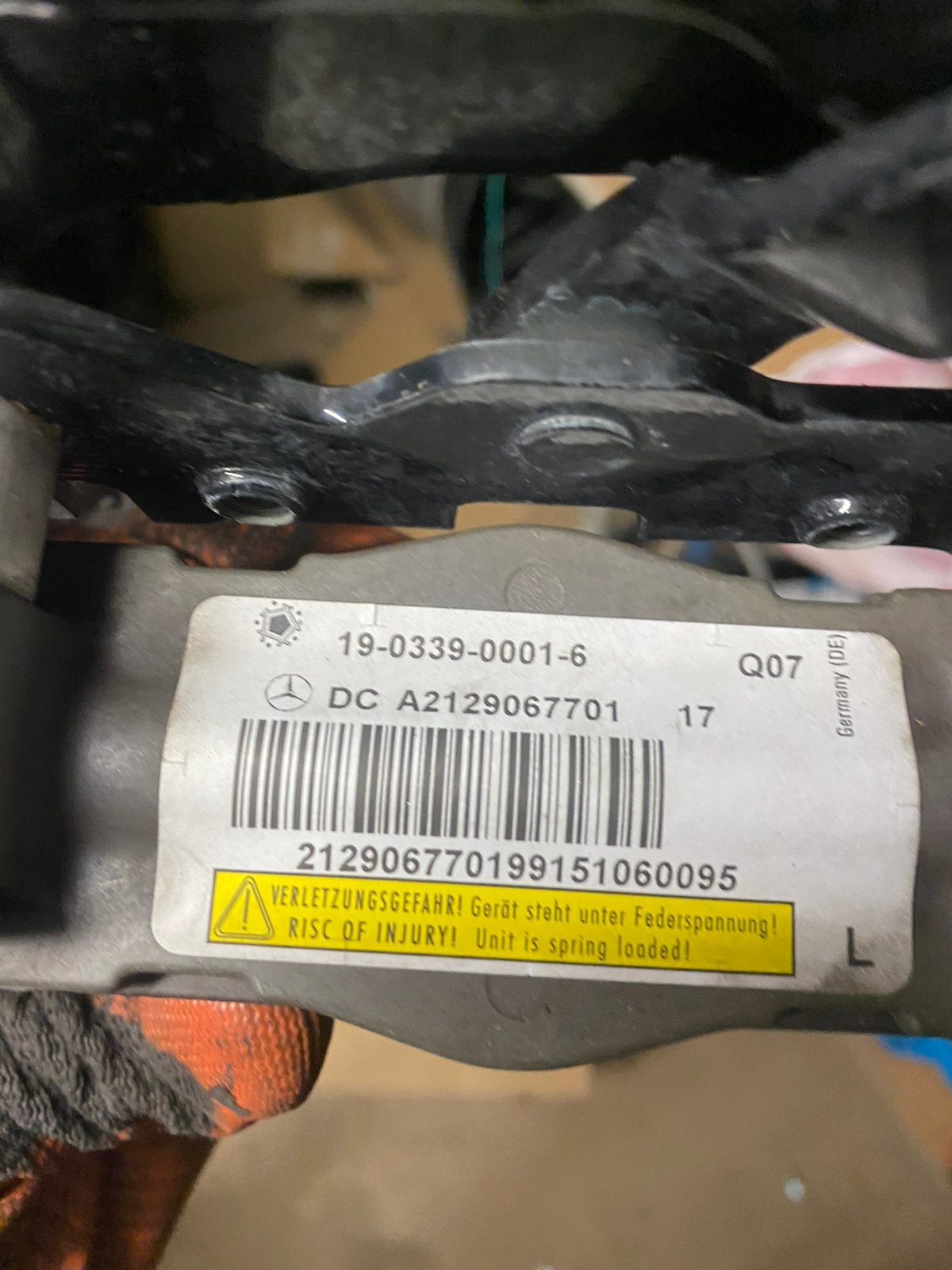 MERCEDES W213 AIRBAG MOTORKAP SCHANIER LINKER KANT, Ophalen, Nieuw