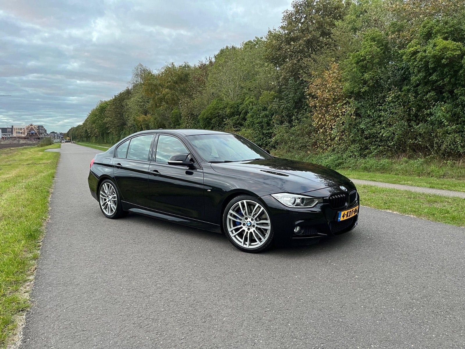BMW 3-Serie 328i 245pk Aut 2013 Zwart, Auto's, Automaat, 745 kg, Achterwielaandrijving, Zwart