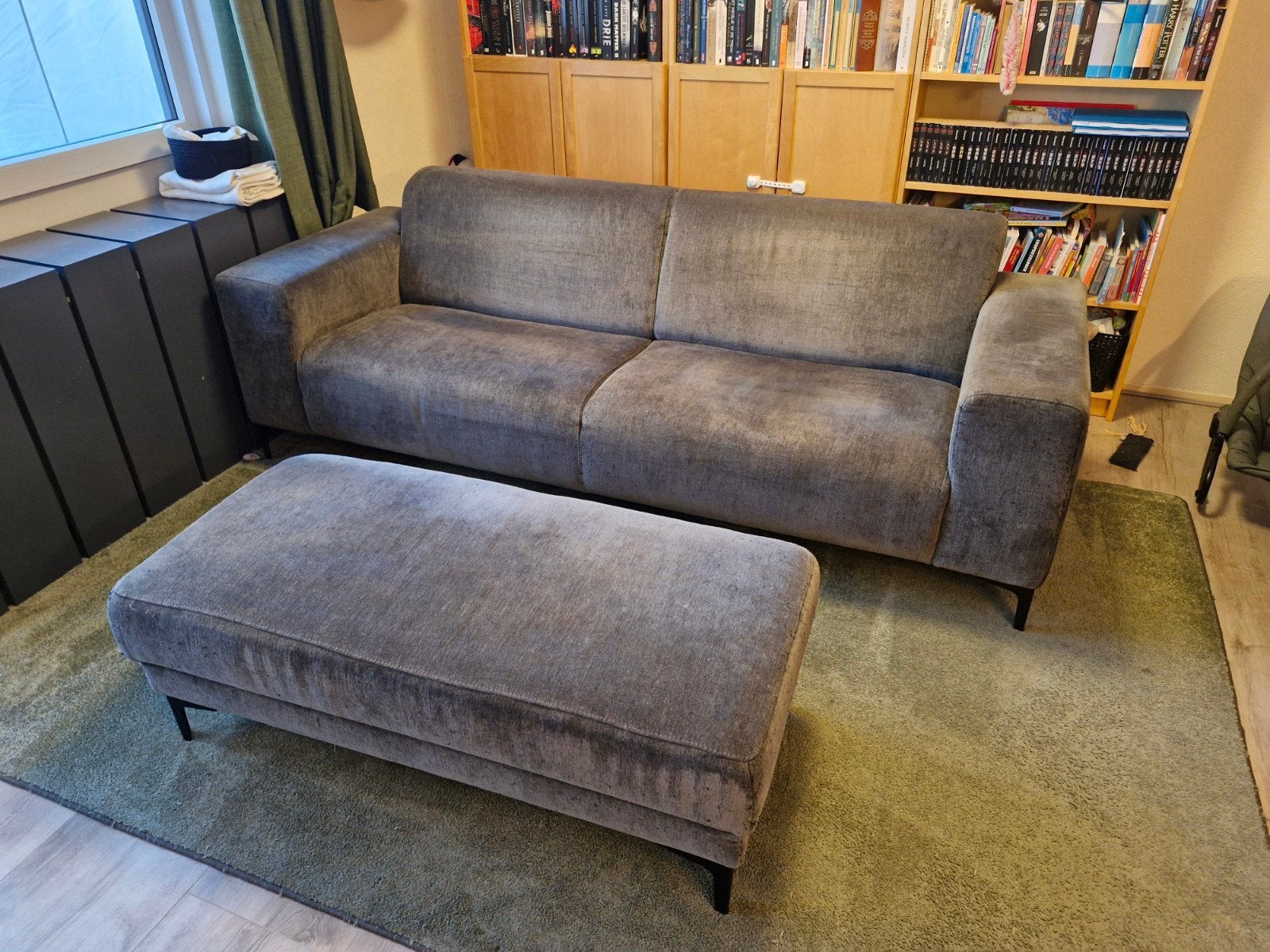 Gratis af te halen: 3-zits bank met poef, Ophalen, Gebruikt, Driepersoons, 75 tot 100 cm