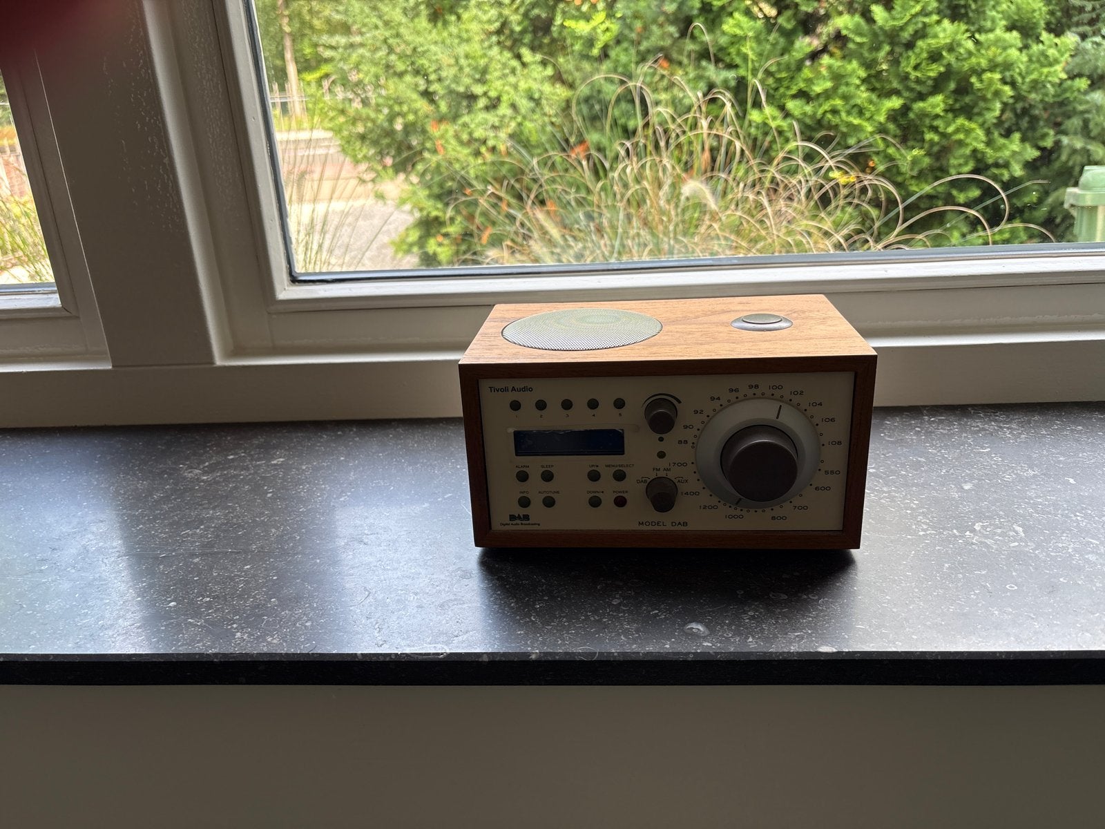 Tivoli Audio Model DAB Radio - Houten Behuizing, Ophalen of Verzenden, Gebruikt, Radio