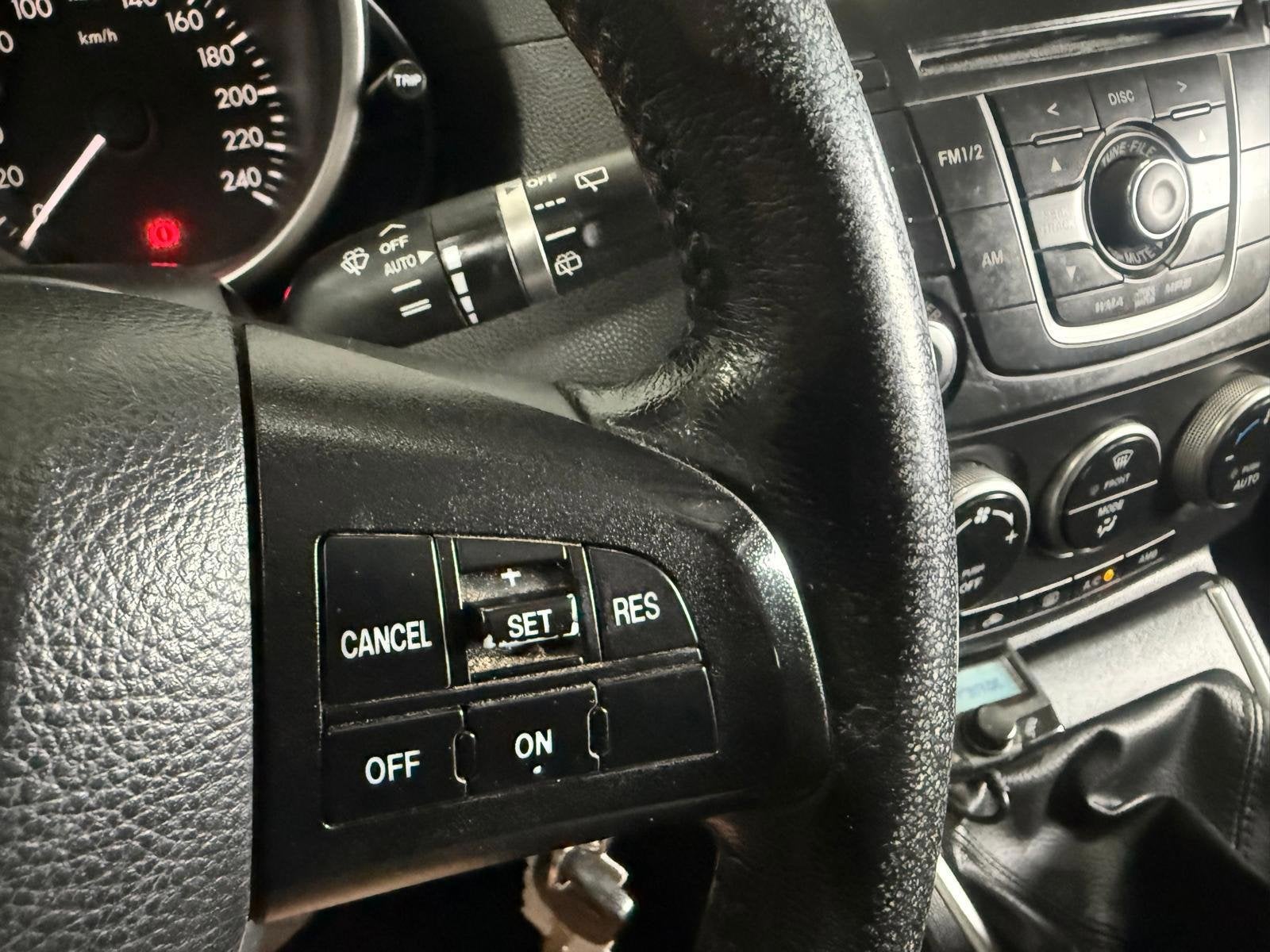Foto 15 van Mazda 5 1.8 TS+ | Nieuw APK | Airco | Trekhaak | NAP